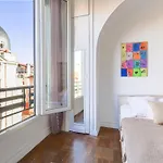 Apartment Les Colisées